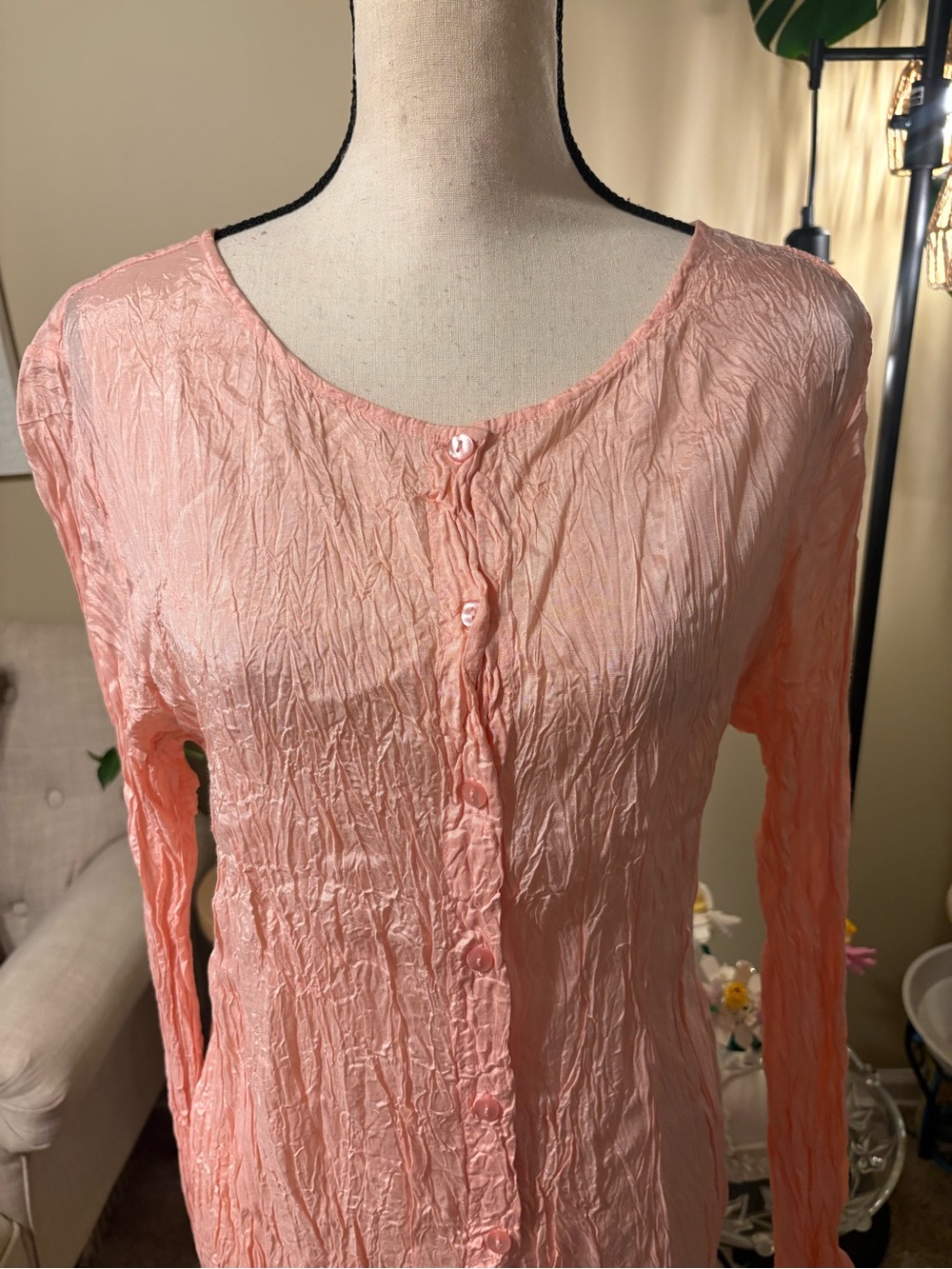 NWT Newport News Peach Pink Crinkle Button-Down Cardigan Shirt - Picture 3 of 9